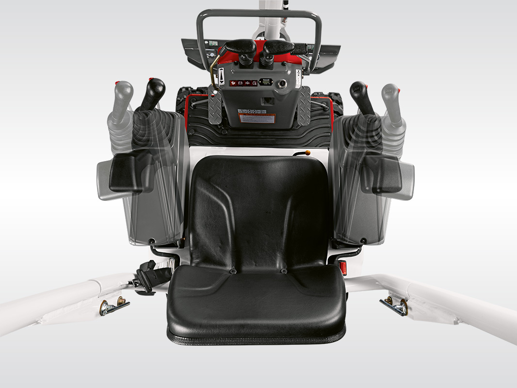 Ansicht von oben auf Fahrersitz und Bedienelemente