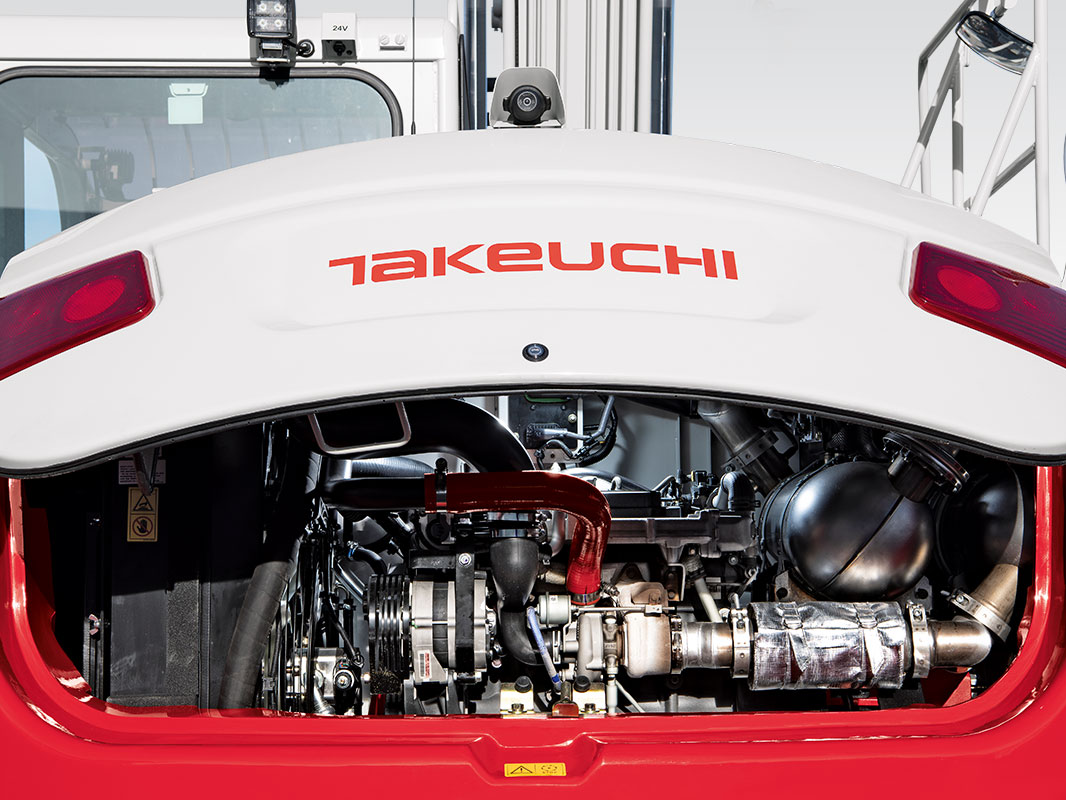 Heckansicht des Takeuchi Baggers TB 2150 RCV mit geöffnetem Servicezugang