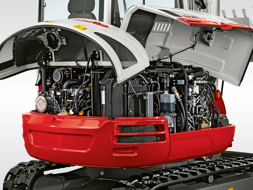 Oberwagen eines Takeuchi Baggers mit geöffneten Servicezugängen