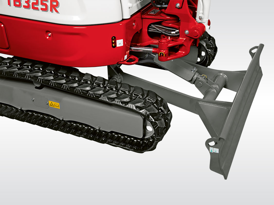 Bildausschnitt des TB 325 R mit Details vom rechten Kettenlaufwerk und dem Planierschild